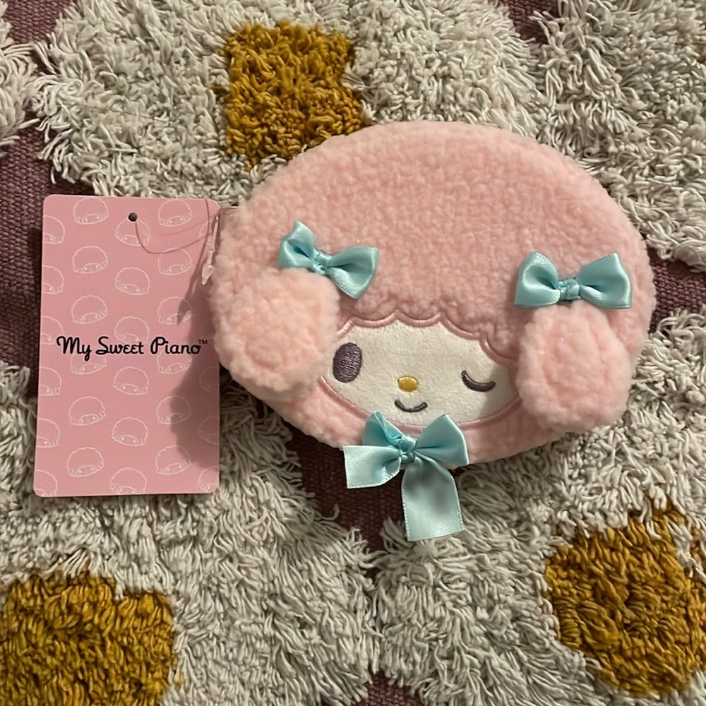 My Sweet Piano Fuzzy Cardholder
